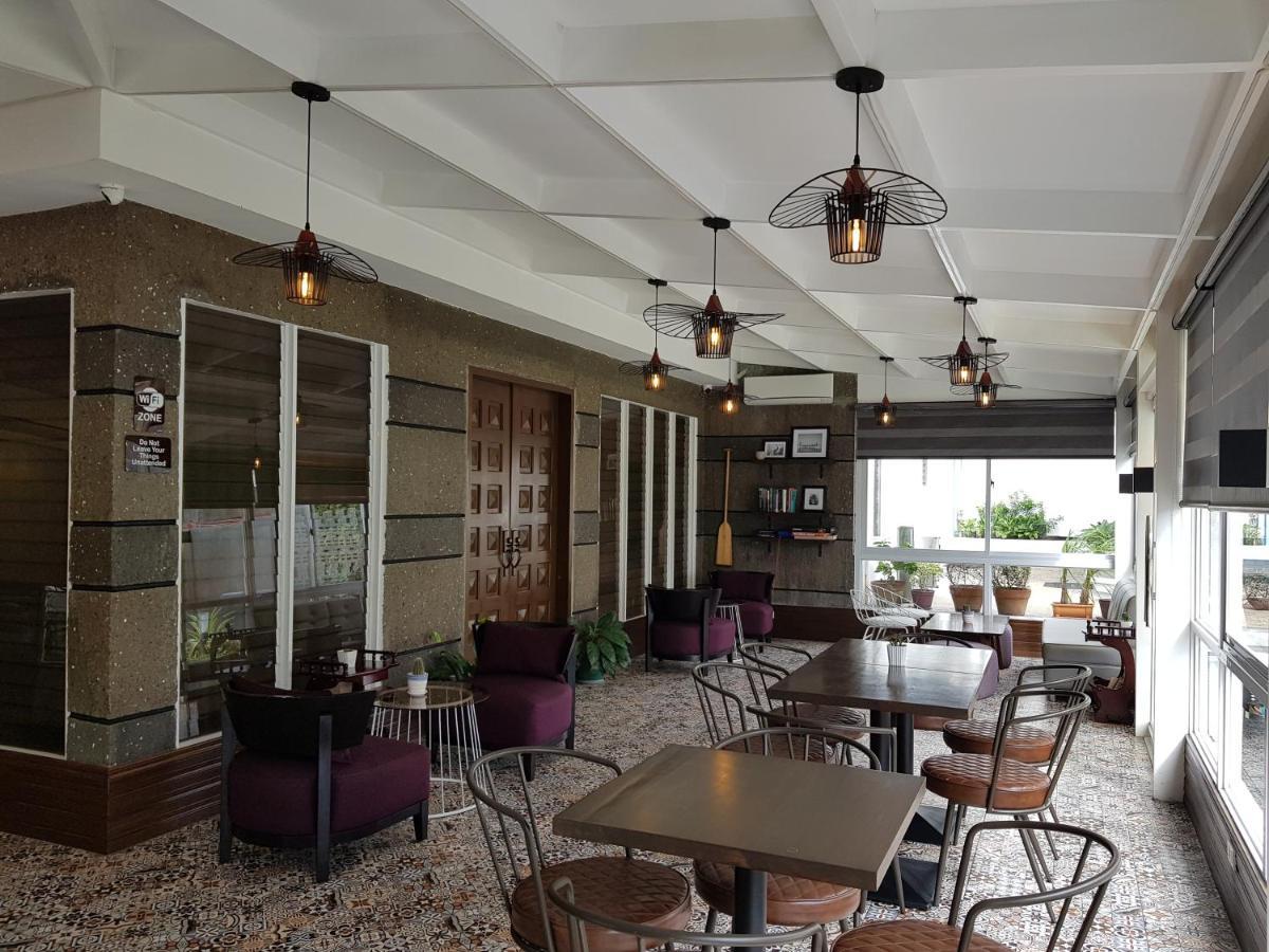 Casa Estela Boutique Hotel & Cafe Calapan Εξωτερικό φωτογραφία